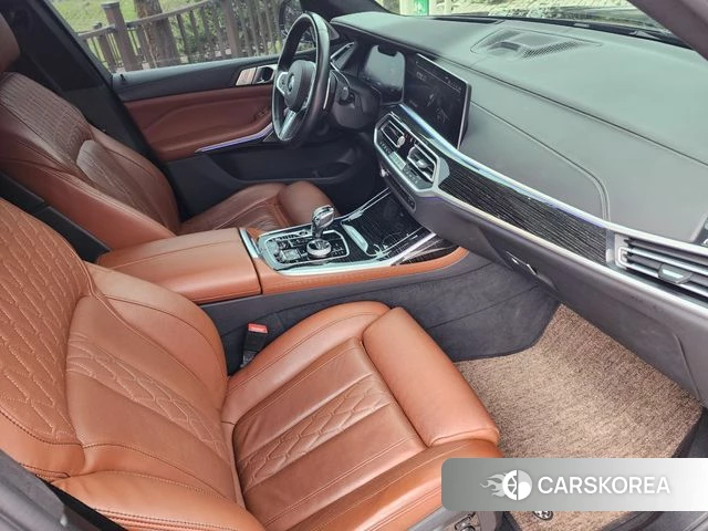 BMW X7 (G07) 2021 Черный из Кореи, фото 2