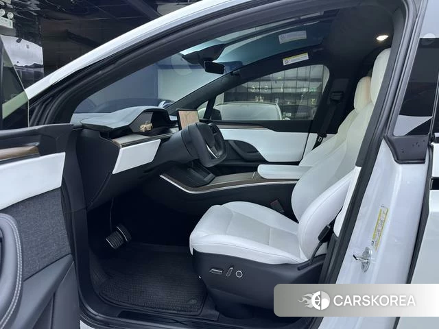 Tesla Model X 2023 Белый из Китая, фото 2