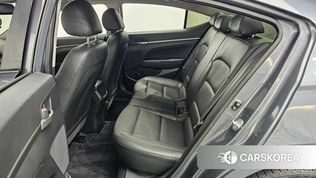 Hyundai Avante AD 2018 Серый из Кореи, фото 2