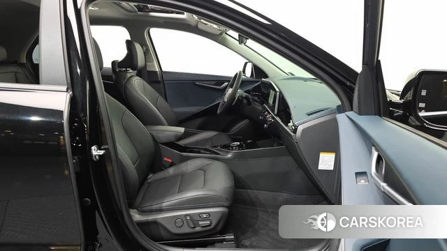 Kia Di Ol Nu Niro 2025 Черный из Кореи, фото 2