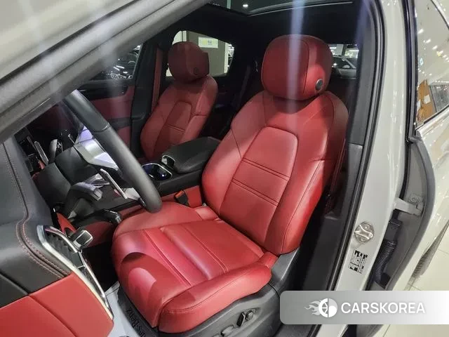 Porsche Cayenne (PO536) 2023 Серебристо-серый из Кореи, фото 2