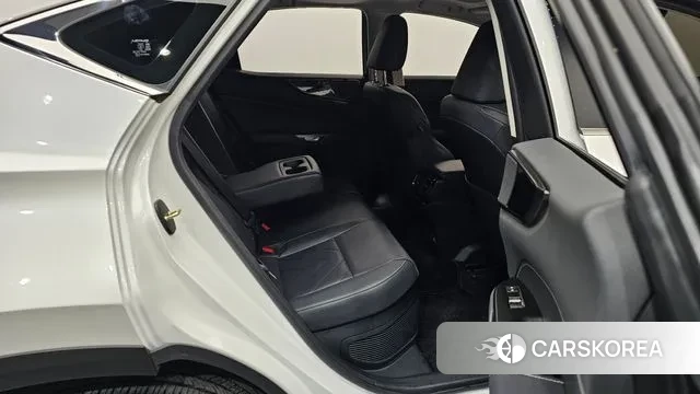 Lexus NX350h Second generation 2024 Белый из Кореи, фото 2