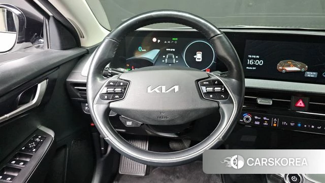 Kia EV6 2022 Белый из Кореи, фото 2