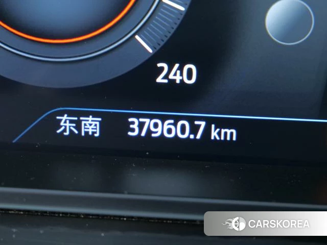 Ford Explorer 2024 Белый из Китая, фото 2