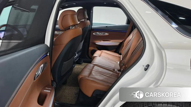 Genesis GV70 2025 Белый из Кореи, фото 2