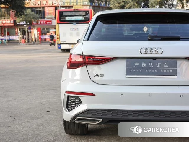 Audi A3 2021 Белый из Китая, фото 2