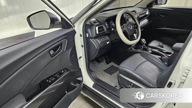 Ssangyong The New Tivoli 2024 Белый из Кореи, фото 2