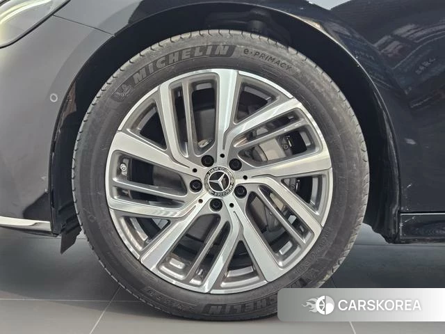 Mercedes-Benz E-class 2024 Черный из Китая, фото 2