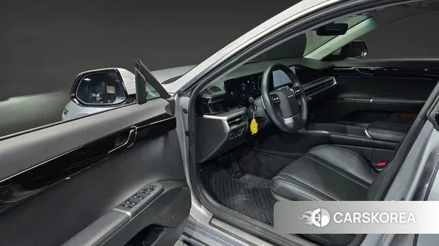 Hyundai Grandeur Hybrid (GN7) 2023 Серебряный из Кореи, фото 2