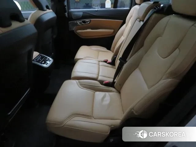 Volvo XC90 second Generation 2025 Белый из Кореи, фото 2