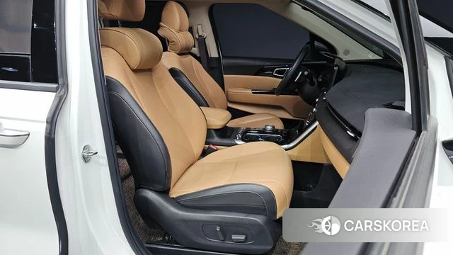 Kia Carnival 4th generation 2023 Белый из Кореи, фото 2