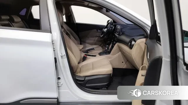 Hyundai Kona 2018 Белый из Кореи, фото 2