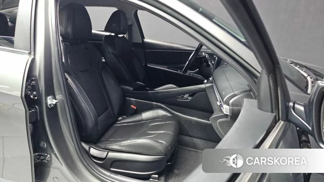 Hyundai The New Avante (CN7) 2024 Серый из Кореи, фото 2