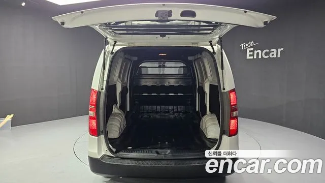 Hyundai The New Grand Starex 2021 Белый из Кореи, фото 2