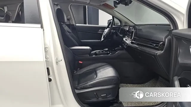 Kia Sportage 5th Generation 2022 Белый из Кореи, фото 2