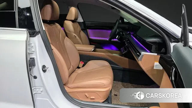 Hyundai Grandeur Hybrid (GN7) 2023 Белый из Кореи, фото 2