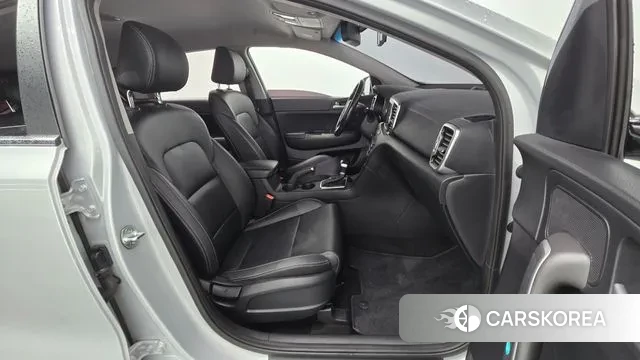 Kia Sportage 4th Generation 2018 Серебряный из Кореи, фото 2