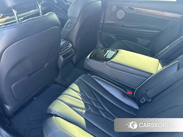 Genesis Electrified G80 (RG3) 2022 Черный из Кореи, фото 2