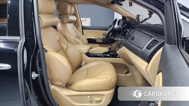 Kia The New Carnival 2018 Черный из Кореи, фото 2