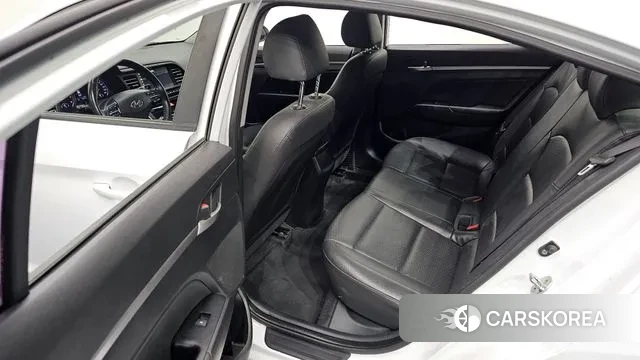 Hyundai The New Avante AD 2018 Белый из Кореи, фото 2