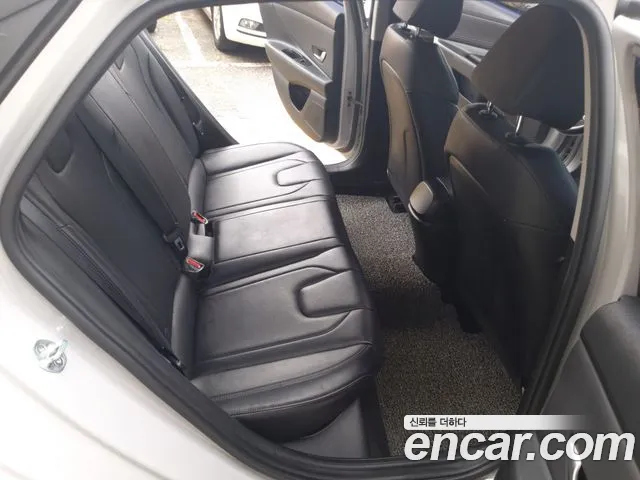 Hyundai Avante (CN7) 2021 Серебристо-серый из Кореи, фото 2