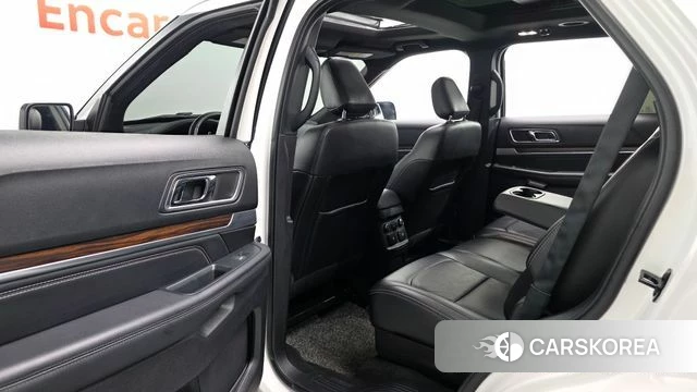 Ford Explorer 2019 Белый из Кореи, фото 2