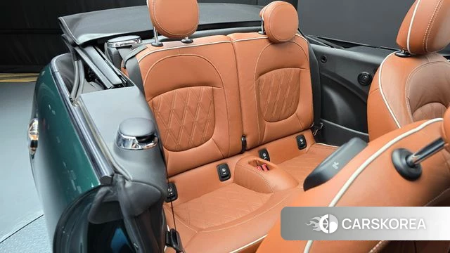 Mini Cooper S Convertible 2018 Зеленый из Кореи, фото 2
