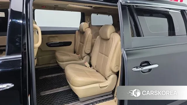 Kia The New Carnival 2018 Черный из Кореи, фото 2