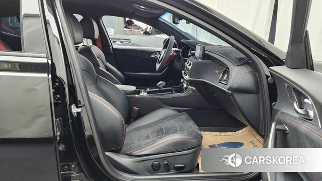 Kia Stinger Meister 2023 Черный из Кореи, фото 2