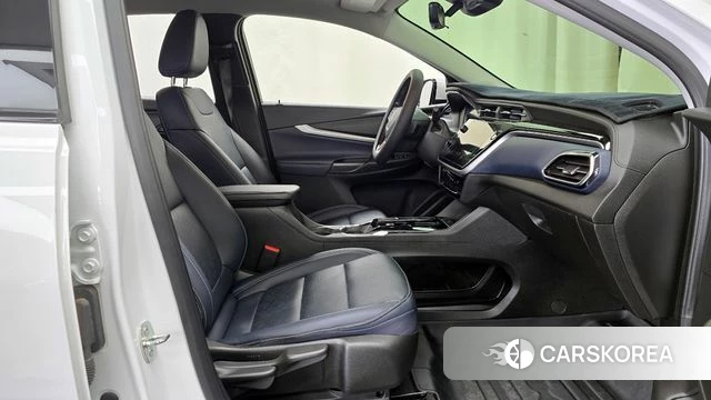 Chevrolet (GM Daewoo) Bolt EUV 2022 Белый из Кореи, фото 2