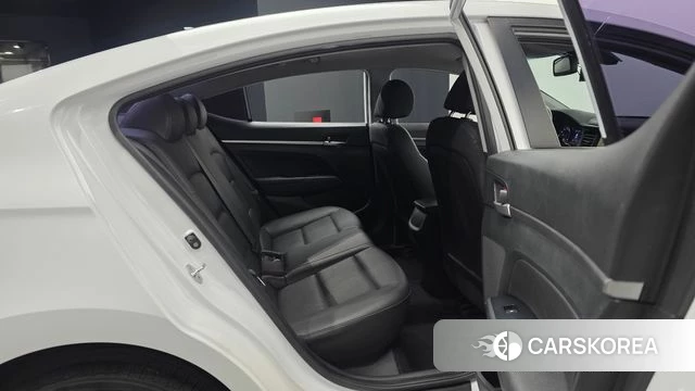 Hyundai The New Avante AD 2019 Белый из Кореи, фото 2