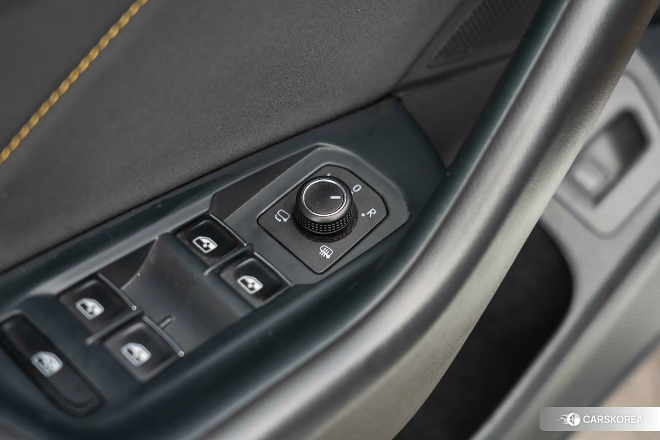 Volkswagen CC 2020 Красный из Китая, фото 2