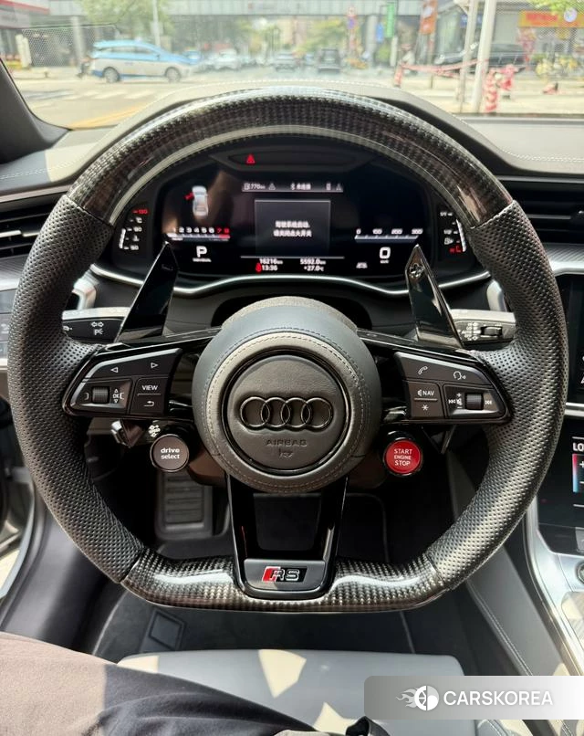 Audi A7L 2024 Серебристо-серый из Китая, фото 2