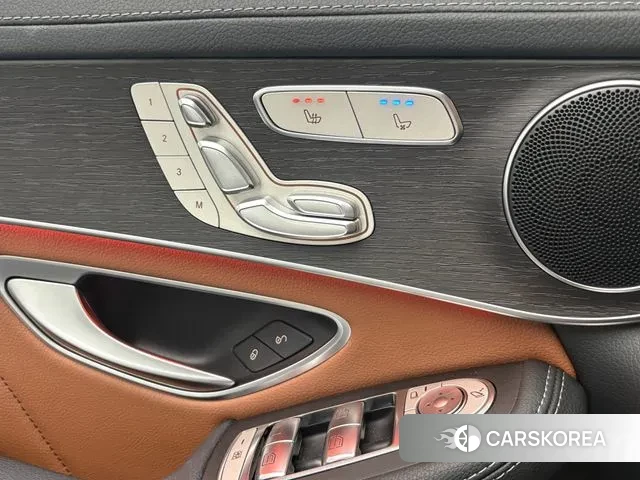 Mercedes-Benz GLC-Class X253 2022 Белый из Кореи, фото 2