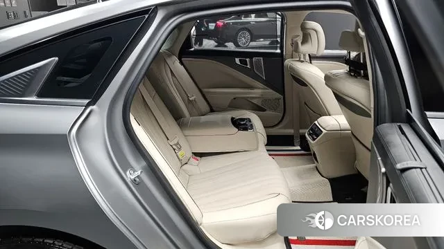 Kia The New K8 Hybrid 2025 Серебристо-серый из Кореи, фото 2