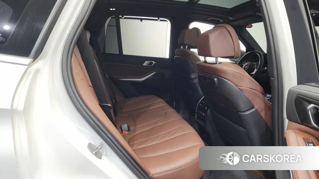 BMW X5 (G05) 2022 Белый из Кореи, фото 2