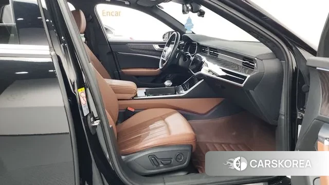 Audi A6 (C8) 2021 Черный из Кореи, фото 2