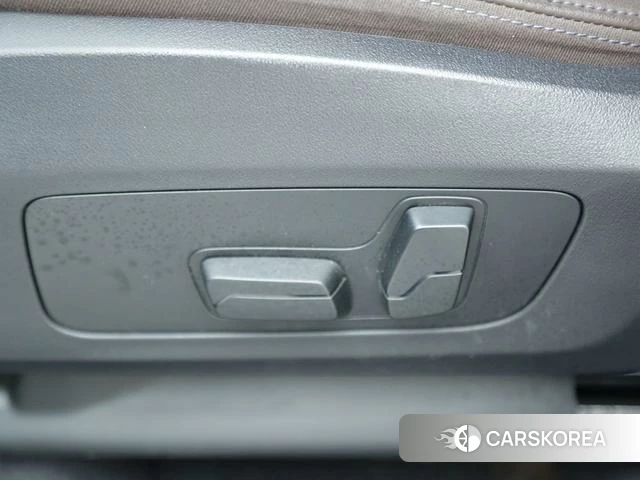 BMW X1 2025 Белый из Китая, фото 2