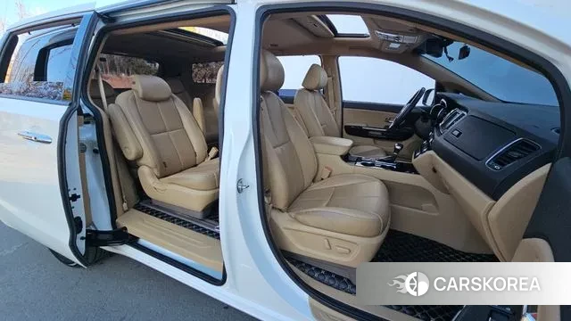 Kia The New Carnival 2018 Белый из Кореи, фото 2