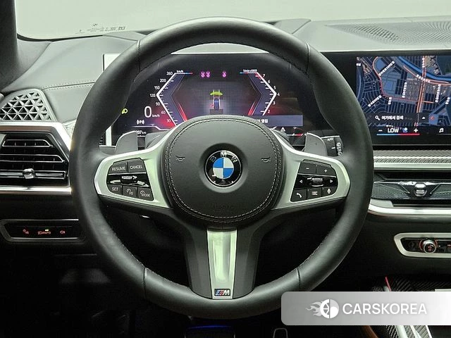 BMW X7 (G07) 2025 Черный из Кореи, фото 2