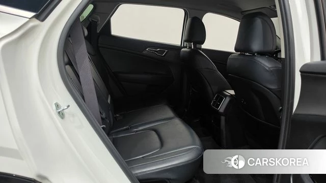 Kia Sportage 5th Generation 2021 Белый из Кореи, фото 2