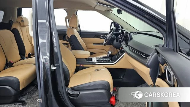 Kia Carnival 4th generation 2021 Серый из Кореи, фото 2