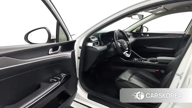 Kia K5 3rd generation 2022 Белый из Кореи, фото 2