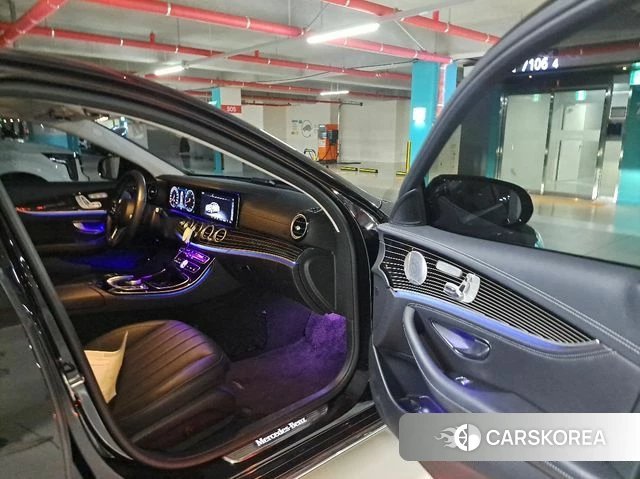 Mercedes-Benz E-Class W213 2019 Черный из Кореи, фото 2
