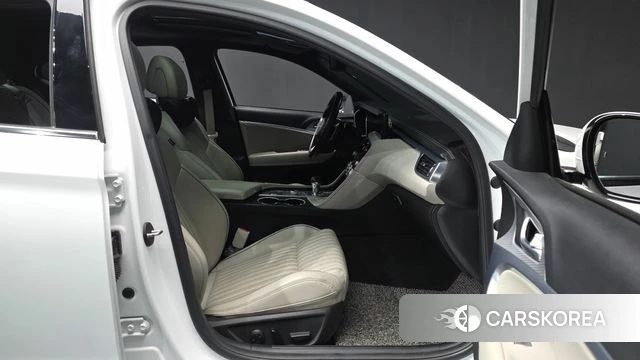 Genesis The New G70 2021 Белый из Кореи, фото 2