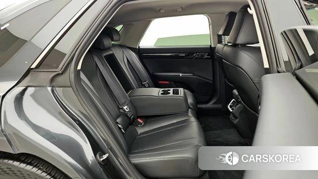 Hyundai Grandeur (GN7) 2023 Серый из Кореи, фото 2