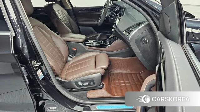 BMW X4 (G02) 2021 Черный из Кореи, фото 2