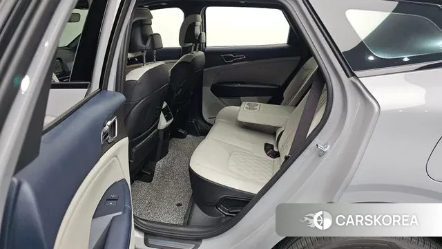 Kia The New Sportage 5th Generation 2025 Серебристо-серый из Кореи, фото 2