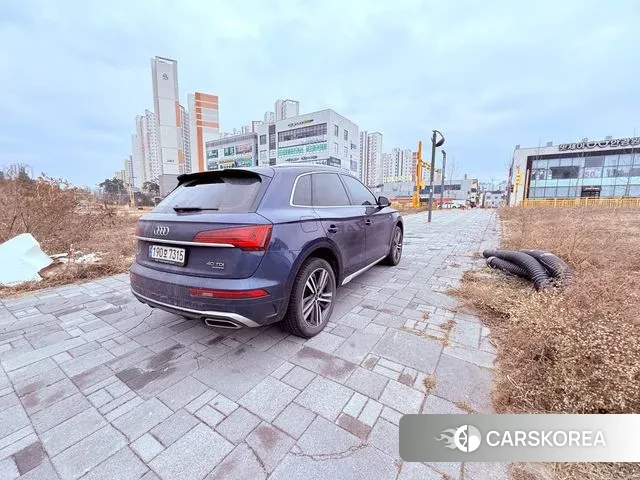 Audi Q5 (FY) 2022 Синий из Кореи, фото 2