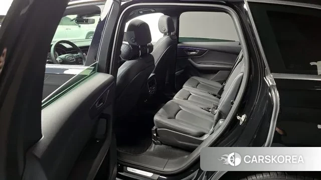 Audi Q7 (4M) id 2915853 из Кореи 2